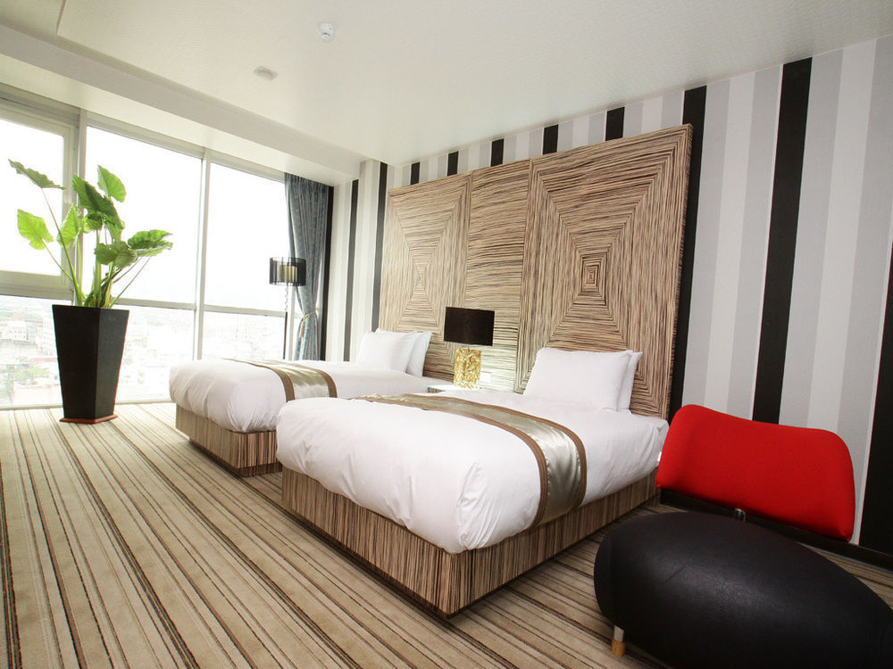 Yoai Hotel Yilan Exterior foto